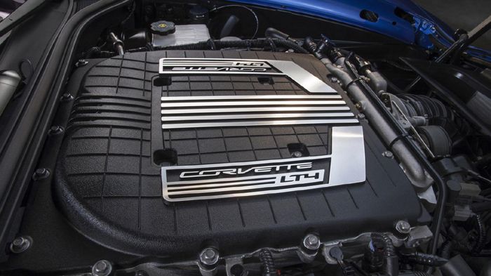 Κάτω από το καπό βρίσκεται το turbo V8 LT4 μοτέρ των 6,2 λτ., το οποίο αποδίδει 634 ίππους ισχύος και 861 Nm ροπής.